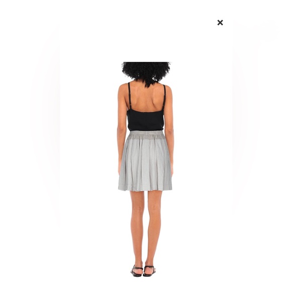 European Culture Mini Summer Skirt in Size Small - Picture 2 of 9